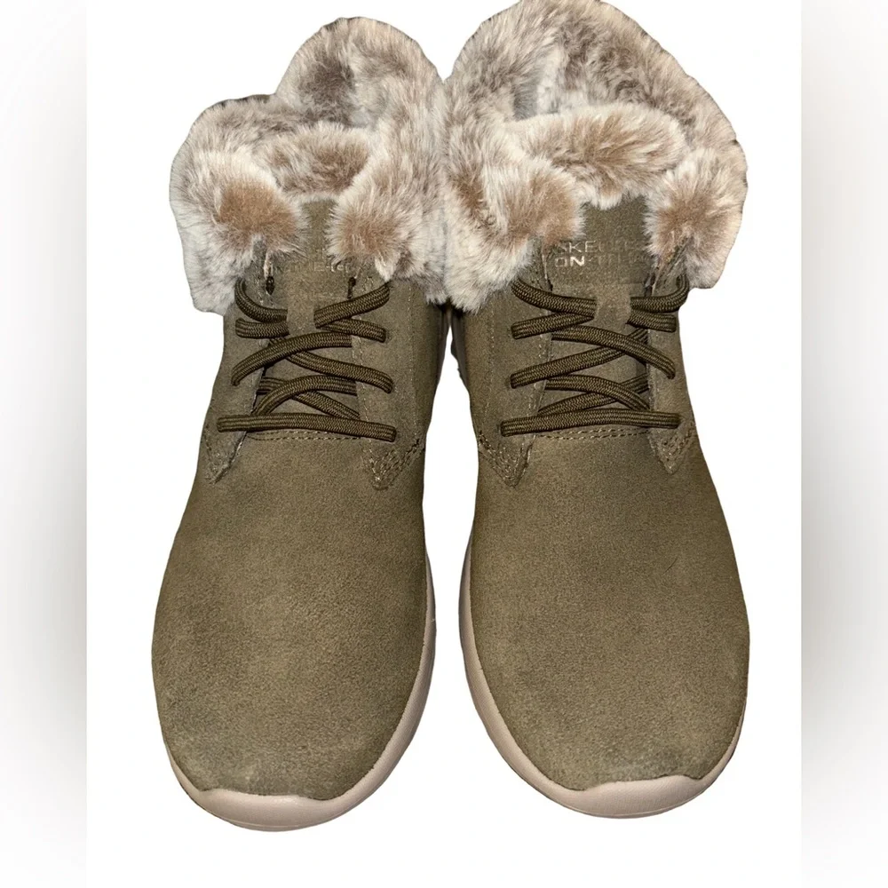 Skechers On the Go Water Resistant Suede Boots Winter Chill Olive